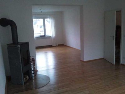 Moderne helle Etagenwohnung am Gysenberg von privat