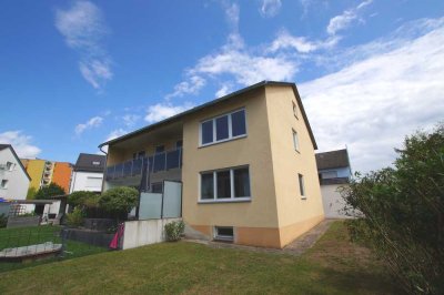 "Zuhause ankommen: Großzügige 4-Zimmer-Wohnung in zentraler Lage"