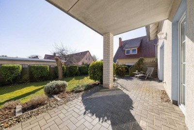 VIDEO | Exklusive 3-Zimmer-Wohnung mit Südterrasse + Gartenzugang | 150 m zum Strand | Stellplatz