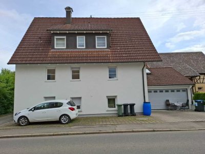 Moderne 3-Zimmer-Dachgeschosswohnung in Rottenburg-Hailfingen – ideal für 1–2 Personen