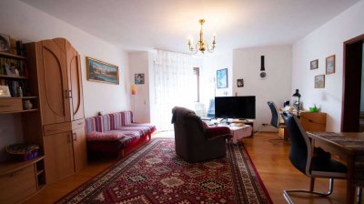 Charmante Wohnung mit Fremersbergblick, sofort bezugsfertig