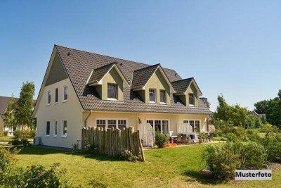 Ihr Reihenendhaus zum Wohlfühlen - Terrasse, Garten &amp; Parkplatz