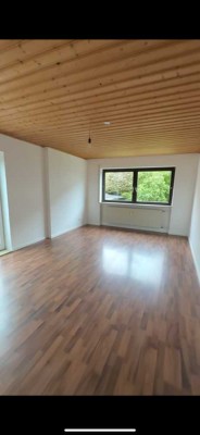 Charmante 1-Zimmer-Erdgeschosswohnung mit eigenem Gartenanteil