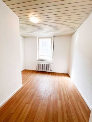 WG-Zimmer in Kornwestheim – große Wohnküche & sofort frei! Zentrale Lage (3)