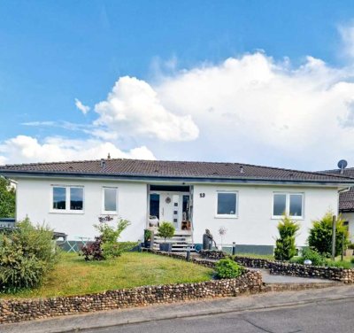 HOCHWERTIGER BUNGALOW MIT EINLIEGERWOHNUNG