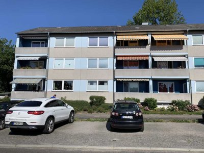 Kiel-Friedrichsort: Auch WG geeignete 3 Zimmer Eigentumswohnung mit Loggia. Frei !
