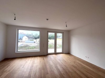 4 Zimmer-Haus plus Keller, Garten und 2 Stellplätzen!