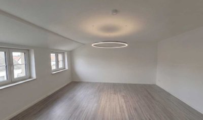 Klein aber Oho | 1-Zimmer-Maisonette – Erstbezug nach Renovierung in ruhiger Innenhoflage