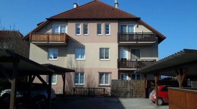 Sonderfinanzierung. Geförderte 3 Zimmer Mietwohnung | Balkon und PKW-Abstellplatz.