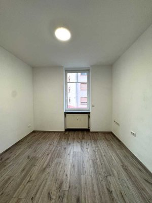 Helles WG-Zimmer in stilvoller 4er-WG in Mannheim-Waldhof – großzügige Küche & luxuriöses Bad