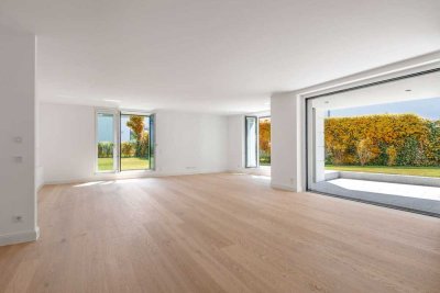 Erstbezug in Stadtvilla: Familiengerechte 4-Zimmer-Wohnung mit Gartenparadies