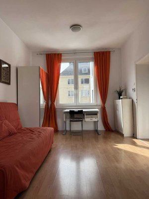 Lichtdurchflutete möblierte - 3-Zimmer-Wohnung im Zentrum Hagens - WG geeignet