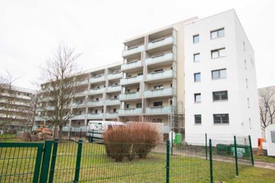 In der Herrichtung! 1-Zimmerwohnung mit Balkon in Trotha...