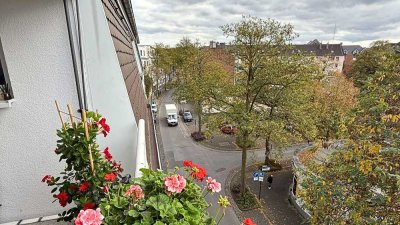 Ohligs Fußgängerzone: Ruhige 3-Zi.-Whg. mit Südbalkon, TG optional & HWR