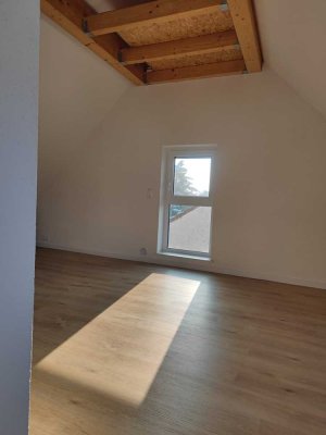 Moderne 3-Zimmer-Maisonette-Wohnung mit großer Terrasse