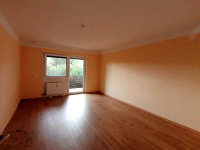 Lemberg: Großzügige und gepflegte 5-Zimmer Wohnung in ruhiger Lage