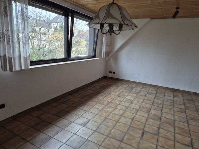 Schöne 2.5 Zimmer Wohnung für Singles