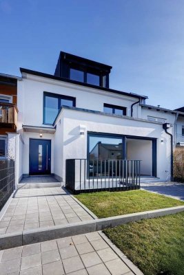 Townhouse in München-Sendling mit Terrasse und kleinem Garten (Neubau in Bestand)