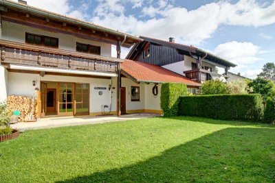 Freie & attraktive Doppelhaushälfte in ruhiger und grüner Bestwohnlage!