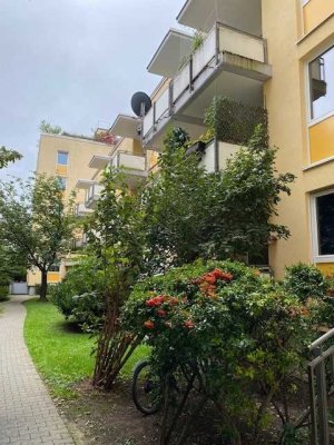 Großzügiges, ruhig gelegenes 1 1/2 -Zimmer Appartement mit Balkon