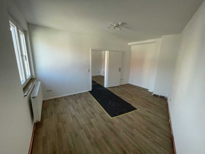 Erstbezug nach Sanierung: attraktive 2-Zimmer-Wohnung mit Terrasse im Herzen von Haßloch