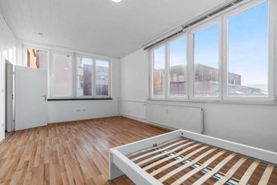 Attraktive renovierte Wohnung in zentraler Lage mit Aufzug