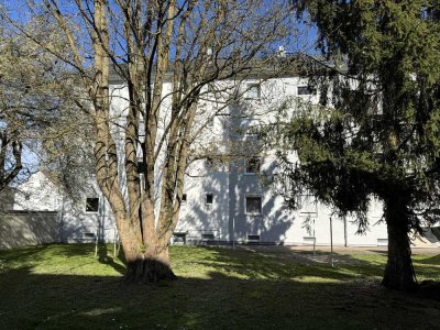 Neu-Ulm / Offenhausen: Gepflegte 2-Zimmerwohnung in Erbbaurecht - Frei!