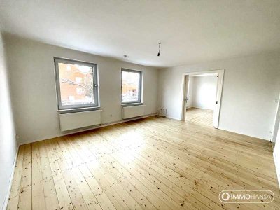 Frisch renovierte 4-Zimmer Wohnung mit Altbau-Charme in zentraler Lage in Uelzen mit Balkon und EBK