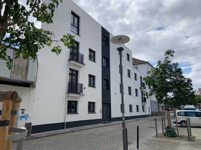 Moderne 2-Zimmer-Wohnung mit Terrasse im EG