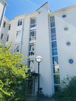 Helle 2-Zimmer-Wohnung ab sofort frei - Anmietung nur mit Wohnberechtigungsschein nach §88d