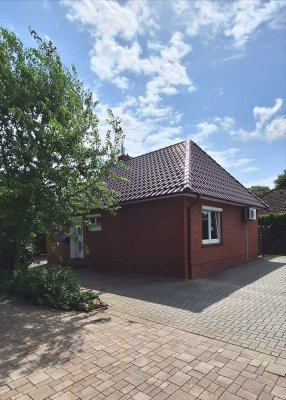 Bungalow in Leer! Wohnen in ruhiger Lage, dennoch zentral