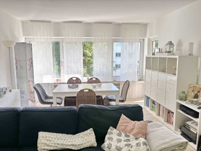 Frankenforst - helle, gut aufgeteilte 4-Zimmerwohung mit Balkon und Stellplatz