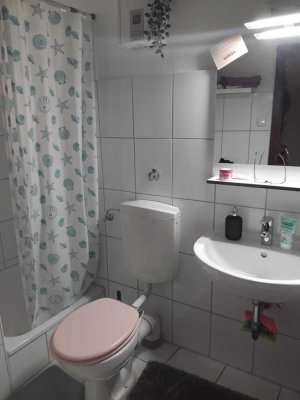 Gepflegte 2,5-Zimmer-Wohnung im 1. OG in Velbert