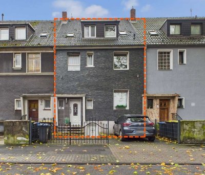 Kapitalanlage mit über 7% Rendite: Mehrfamilienhaus mit drei Wohneinheiten und Ausbaupotenzial