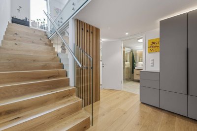 Stilvolle Dachgeschoßwohnung auf zwei Ebenen mit Außenflächen im begehrten 18. Wiener Gemeindebezirk