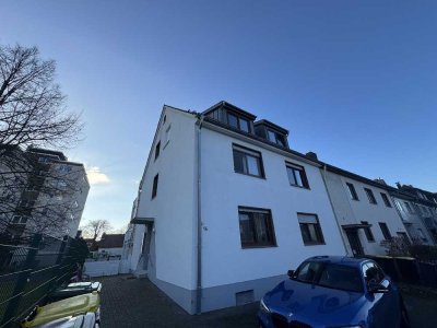 Attraktives und modernisiertes MFH mit 3 WE mit ca. 244m² Wfl. in Troisdorf Oberlar zu verkau