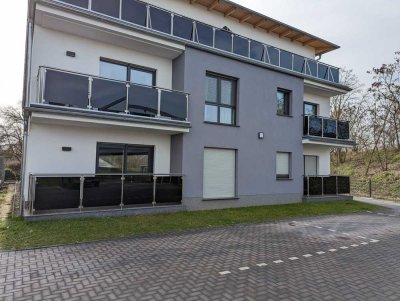 Erdgeschoss - 3 Raum Wohnung am Kanal