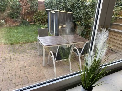 vollständig möblierte Erdgeschosswohnung mit Garten, Neuss Allerheiligen, 2Zi KüDB