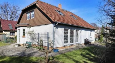 Einliegerwohnung im Einfamilienhaus mit Garten