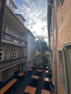 4-Zimmer-Erstbezug nach Sanierung mit Balkon in der Herrengasse – Provisionsfrei!
