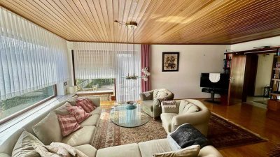 Großzügiges Einfamilienhaus mit Garten, Kamin & Vollmöblierung zur Miete