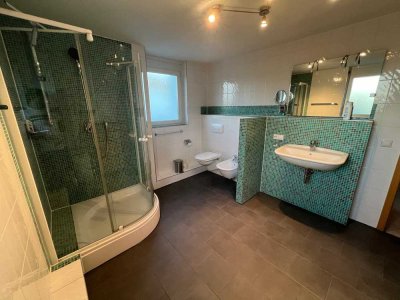 Voll möblierte 4,5-Zimmer-Penthousewohnung, modernes Design, Balkon, Einbauküche, Sindelfingen