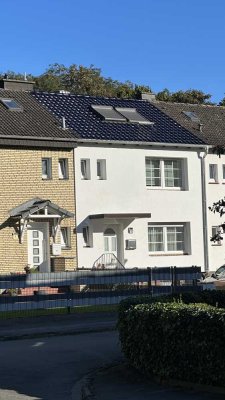 Exklusives, geräumiges und vollständig renoviertes 6-Zimmer-Haus in Lippstadt