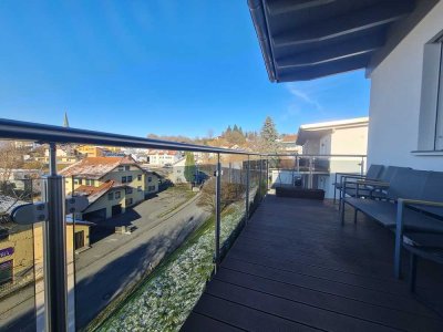 Tolle, enrgieeffizienete Wohnung die keine Wünsche offen lässt. Garage, Stellplatz, EBK, Balkon usw.