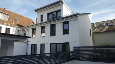 Haus mit Luxusausstattung im Grünen Frankfurts