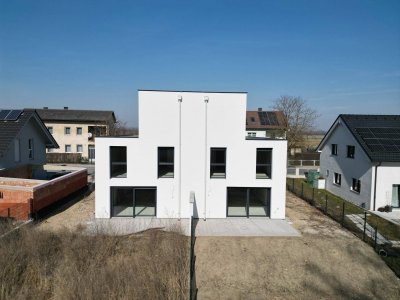 Modernes Wohnen mit Seeblick, ausgezeichnete Grundrisse - perfekte Verkehrsanbindung!