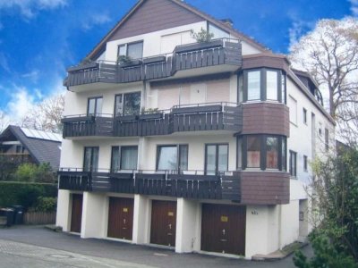 Geräumige 3 Zi. Dachgeschosswohnung mit Balkon in zentraler Lage in Bad Krozingen !