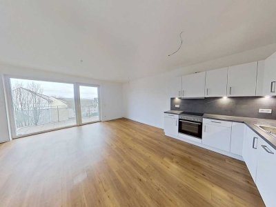 Hochwertige 3-Zimmer-Wohnung mit Einbauküche, Gäste-Wc und Balkon!