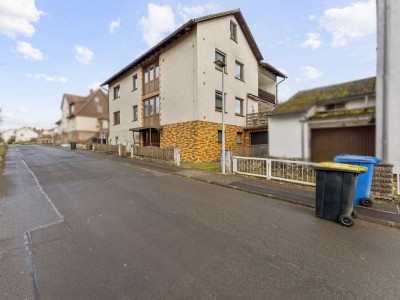 Großzügiges Zweifamilienhaus in Niedenstein