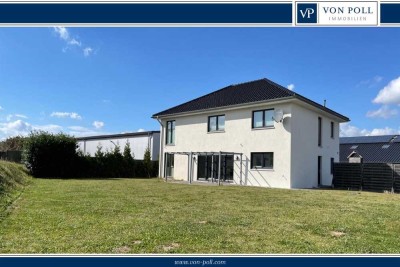 Neuwertiges Haus mit teilgewerblicher  Nutzung!